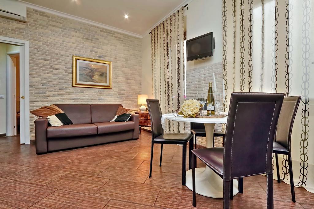 Una Notte Ai Musei Vaticani Apartment Rome Room photo